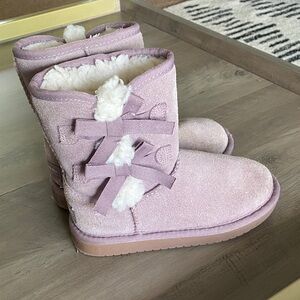 Cozy Lavender Side Bow Boots